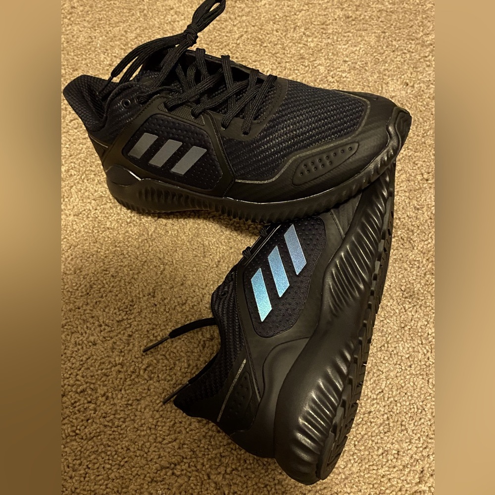 New no tags Adidas clima cool Mens 9.5